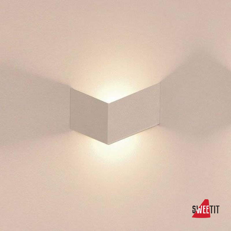Настенные светильники Vibia Fold 4210-03-10