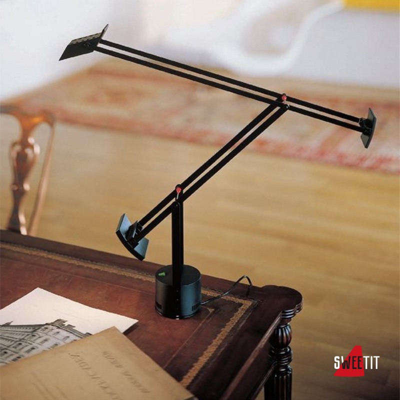 Настольная лампа ARTEMIDE Tizio 35 A005010