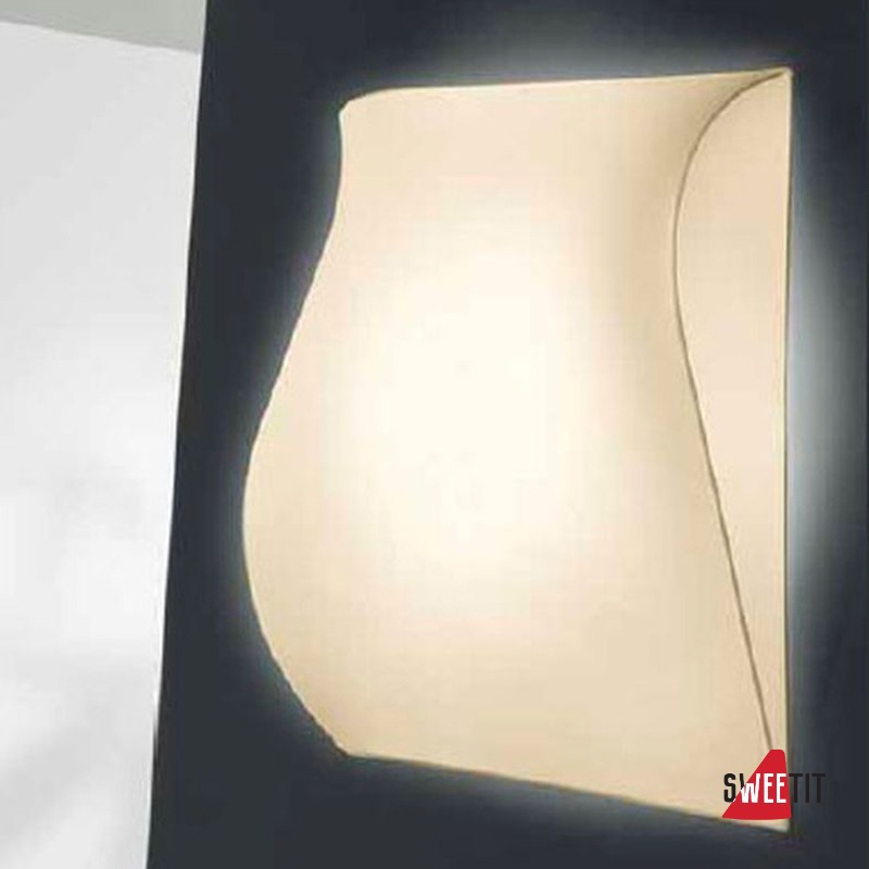 Настенный светильник Axo Light PLSTOR60AVXXFLE